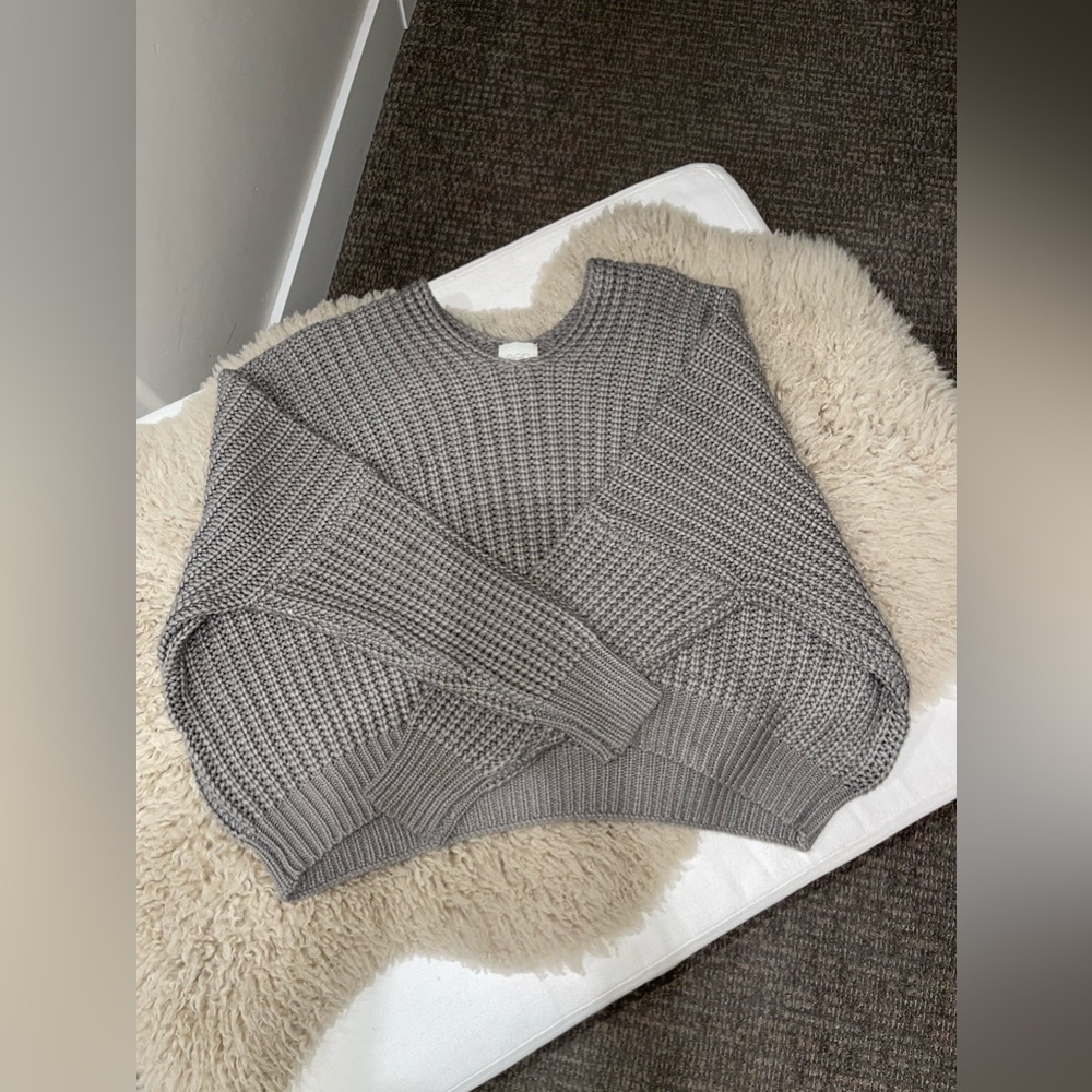 Knit sweater